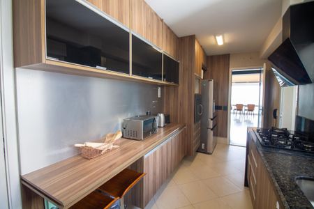 Apartamento à venda com 145m², 3 quartos e 2 vagasCozinha