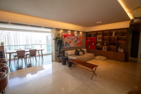 Apartamento à venda com 145m², 3 quartos e 2 vagasSala