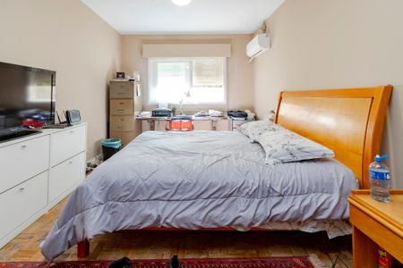 Casa à venda com 180m², 3 quartos e 3 vagasQuarto 1