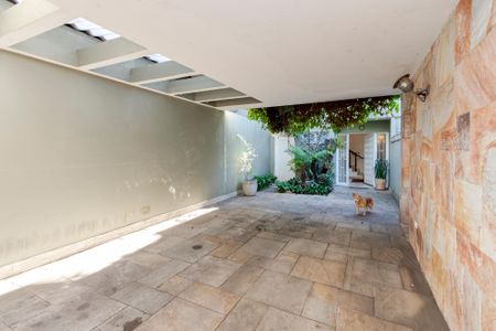 Casa à venda com 180m², 3 quartos e 3 vagasÁrea comum