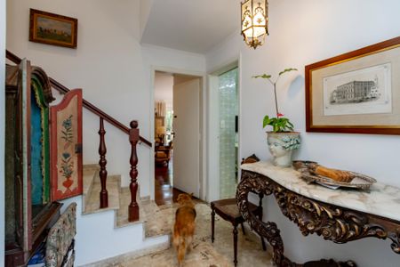 Casa à venda com 180m², 3 quartos e 3 vagasCorredor