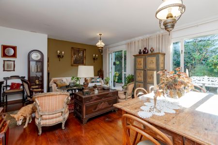 Casa à venda com 180m², 3 quartos e 3 vagasSala