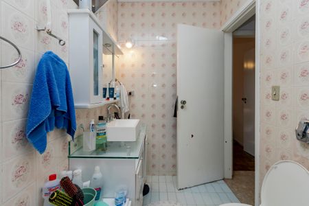 Casa à venda com 180m², 3 quartos e 3 vagasBanheiro