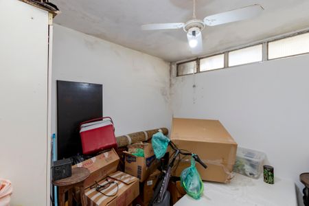 Casa à venda com 180m², 3 quartos e 3 vagasQuarto de Serviço