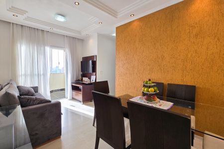 Apartamento à venda com 68m², 3 quartos e 1 vagaSala