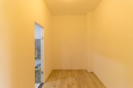 Casa de condomínio para alugar com 585m², 5 quartos e 6 vagas Casa de condomínio para alugar com 585m², 5 quartos e 6 vagasCloset da Suíte 1