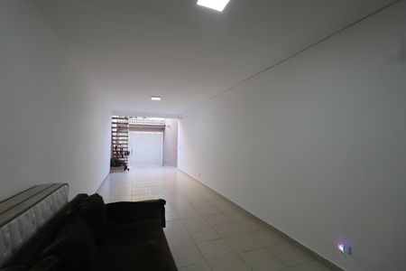 Casa à venda com 188m², 3 quartos e 3 vagasGaragem