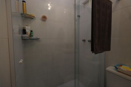 Casa à venda com 188m², 3 quartos e 3 vagasBanheiro da Suíte 2