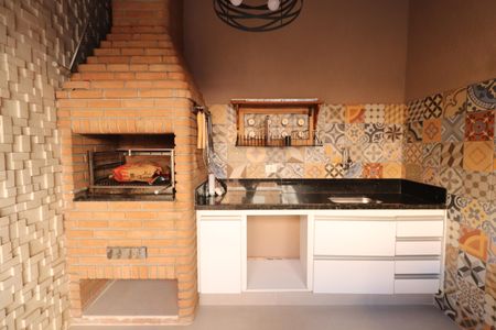 Casa à venda com 188m², 3 quartos e 3 vagasChurrasqueira