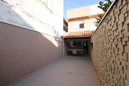 Casa à venda com 188m², 3 quartos e 3 vagasQuintal