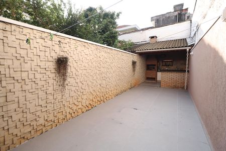 Casa à venda com 188m², 3 quartos e 3 vagasQuintal