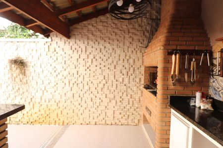 Casa à venda com 188m², 3 quartos e 3 vagasChurrasqueira