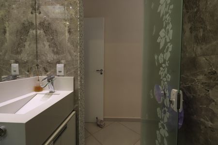 Casa à venda com 188m², 3 quartos e 3 vagasBanheiro da Suíte 3