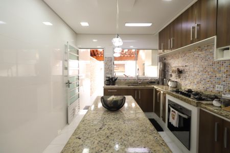 Casa à venda com 188m², 3 quartos e 3 vagasCozinha