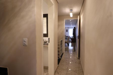 Casa à venda com 188m², 3 quartos e 3 vagasCorredor
