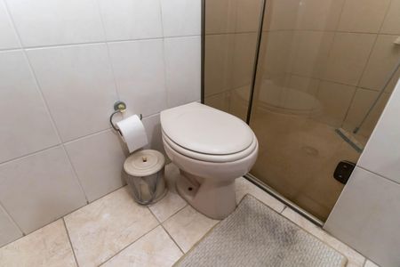 Casa à venda com 180m², 3 quartos e 2 vagasBanheiro da Suíte 1