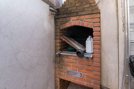 Casa à venda com 180m², 3 quartos e 2 vagasChurrasqueira