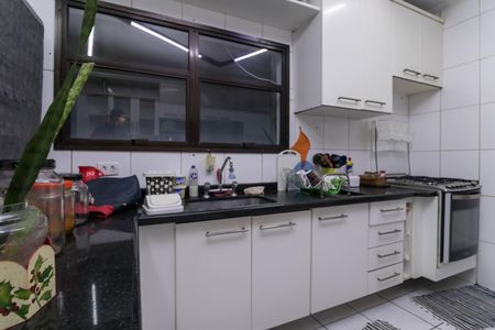 Casa à venda com 180m², 3 quartos e 2 vagasCozinha