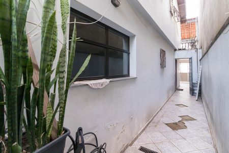 Casa à venda com 180m², 3 quartos e 2 vagascorredor externo
