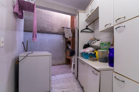 Casa à venda com 180m², 3 quartos e 2 vagasÁrea de Serviço