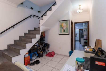 Casa à venda com 180m², 3 quartos e 2 vagasSala