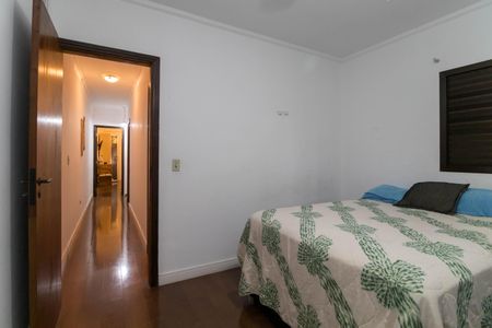 Casa à venda com 180m², 3 quartos e 2 vagasQuarto 1