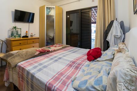 Casa à venda com 180m², 3 quartos e 2 vagasSuíte