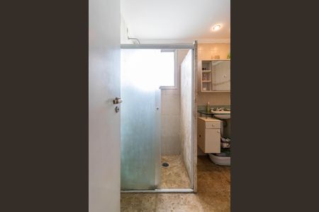 Apartamento à venda com 126m², 3 quartos e 2 vagasBanheiro Social