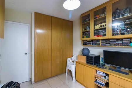 Apartamento à venda com 126m², 3 quartos e 2 vagasQuarto 1