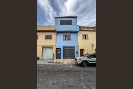 Casa para alugar com 60m², 2 quartos e sem vagaFachada