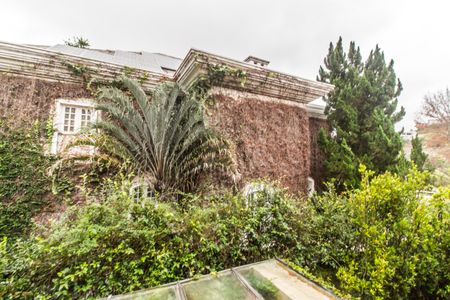 Casa à venda com 790m², 4 quartos e 6 vagasVista da Suíte 2