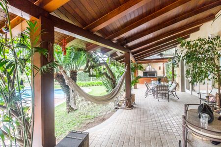 Casa à venda com 790m², 4 quartos e 6 vagasVaranda