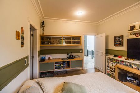 Casa à venda com 790m², 4 quartos e 6 vagasSuíte 3