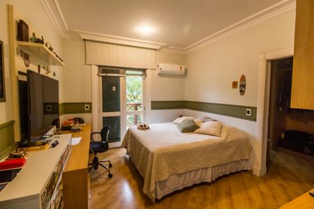 Casa à venda com 790m², 4 quartos e 6 vagasSuíte 3