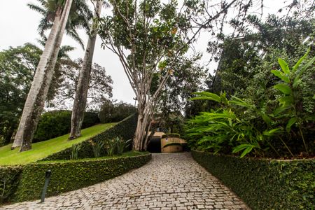 Casa à venda com 790m², 4 quartos e 6 vagasÁrea comum