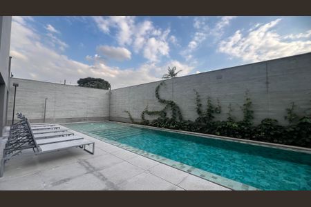 Apartamento à venda com 210m², 3 quartos e 3 vagasPiscina