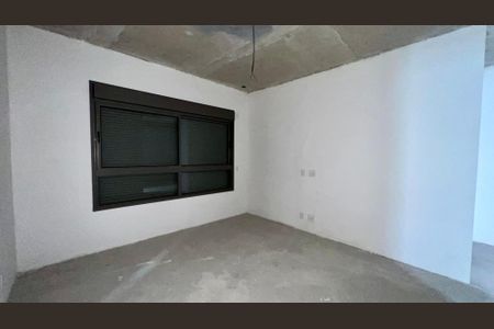 Apartamento à venda com 210m², 3 quartos e 3 vagasSuíte 2