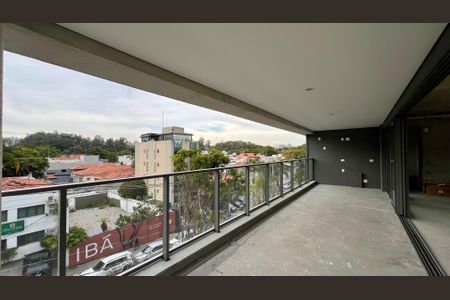 Apartamento à venda com 210m², 3 quartos e 3 vagasVaranda