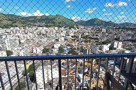 Apartamento à venda com 90m², 2 quartos e 1 vaga