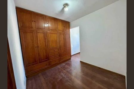 Apartamento à venda com 65m², 2 quartos e 1 vaga
