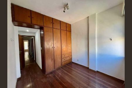 Apartamento à venda com 65m², 2 quartos e 1 vaga