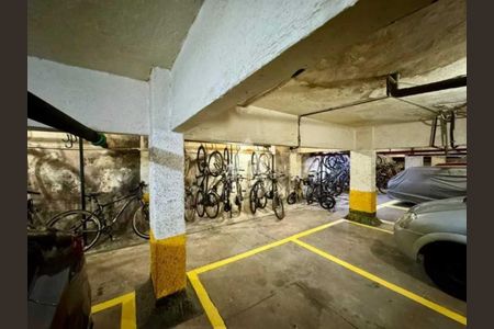 Apartamento à venda com 65m², 2 quartos e 1 vaga