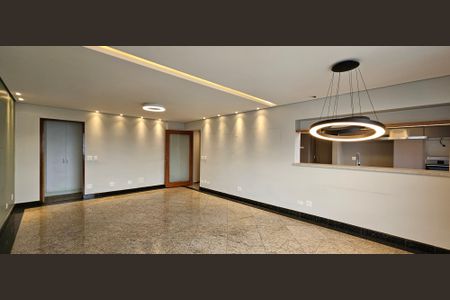 Apartamento à venda com 340m², 4 quartos e 4 vagasSala