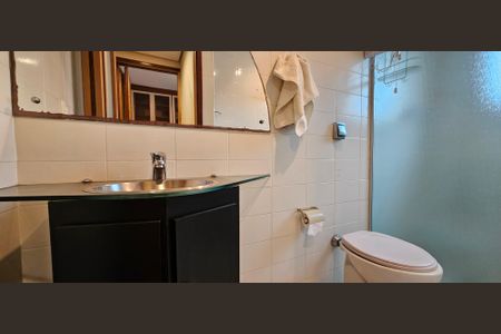 Apartamento à venda com 340m², 4 quartos e 4 vagasBanheiro da Suíte 2