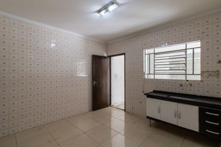 Casa à venda com 250m², 2 quartos e 2 vagas Casa à venda com 250m², 2 quartos e 2 vagasCozinha