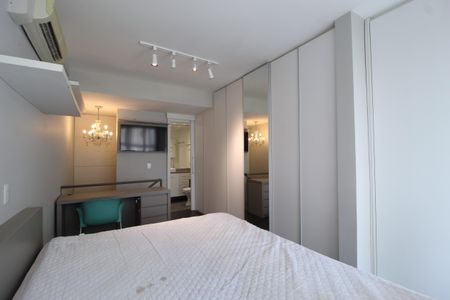 Quarto Suíte de apartamento à venda com 1 quarto, 50m² em Indianópolis, São Paulo