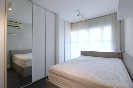 Quarto Suíte de apartamento à venda com 1 quarto, 50m² em Indianópolis, São Paulo