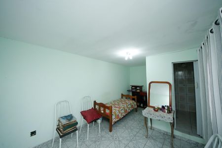 Casa à venda com 125m², 4 quartos e 2 vagasSuíte 2