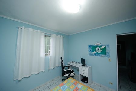 Casa à venda com 125m², 4 quartos e 2 vagasQuarto 2