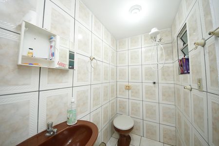 Casa à venda com 125m², 4 quartos e 2 vagasBanheiro Suíte 2